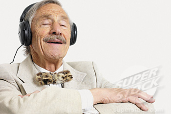 [img width=350 height=233]http://jvriens.home.xs4all.nl/oldmanlistening.jpg[/img]